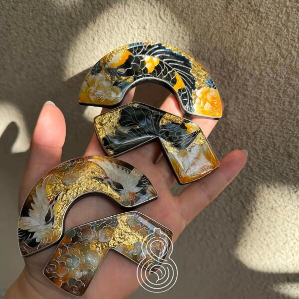 NIO Artisanal Crane Cloisonné Auto Badge